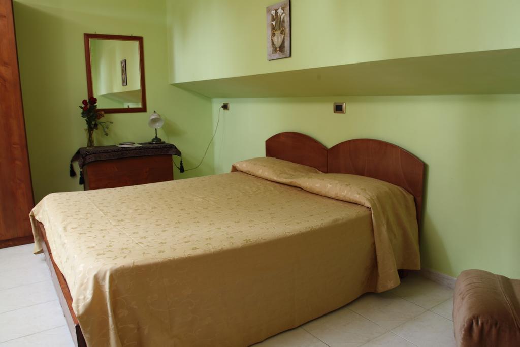 B&B La Villetta Benevento Habitación foto